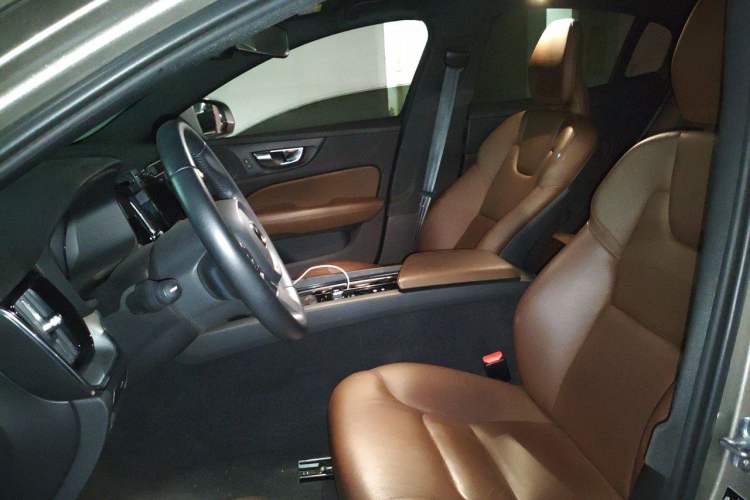 Used Volvo S60 2020 T4 Zhiyi Luxury Edition Left Front Seat