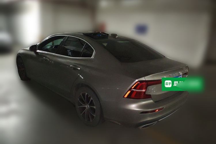 Used Volvo S60 2020 T4 Zhiyi Luxury Edition Rear Left 45 Deg