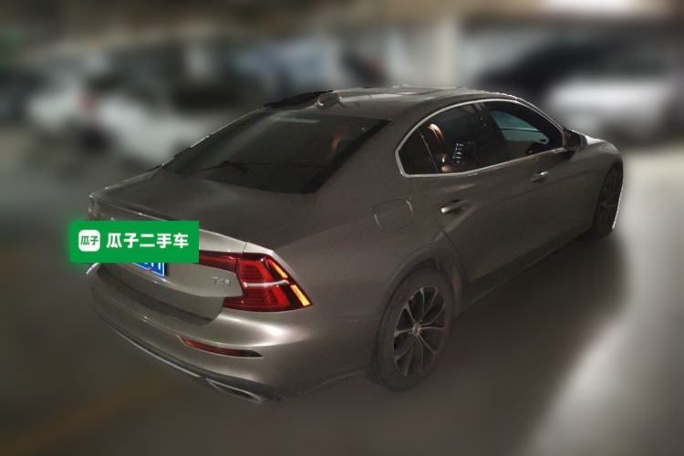 Used Volvo S60 2020 T4 Zhiyi Luxury Edition Rear Right 45 Deg