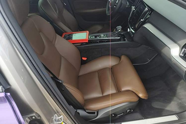 Used Volvo S60 2020 T4 Zhiyuan Luxury Edition Right Front Seat