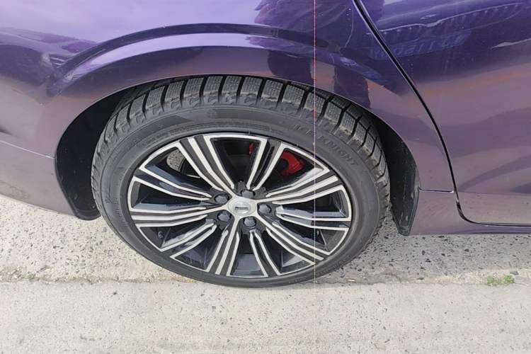 Used Volvo S60 2020 T4 Zhiyuan Luxury Edition Right Rear Wheel Hub