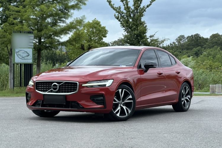 Used Volvo S60 2020 T4 Zhiyuan Sport Edition Guazi used car, China used car export, Used car for sale, Used  cars, Cheapest cars for sale