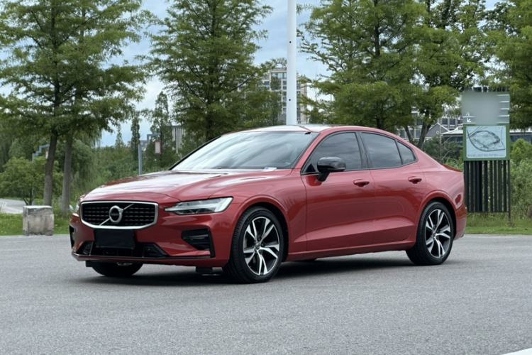 Used Volvo S60 2020 T4 Zhiyuan Sport Edition Exterior 2