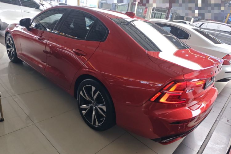 Used Volvo S60 2020 T4 Zhiyuan Luxury Edition Exterior 2
