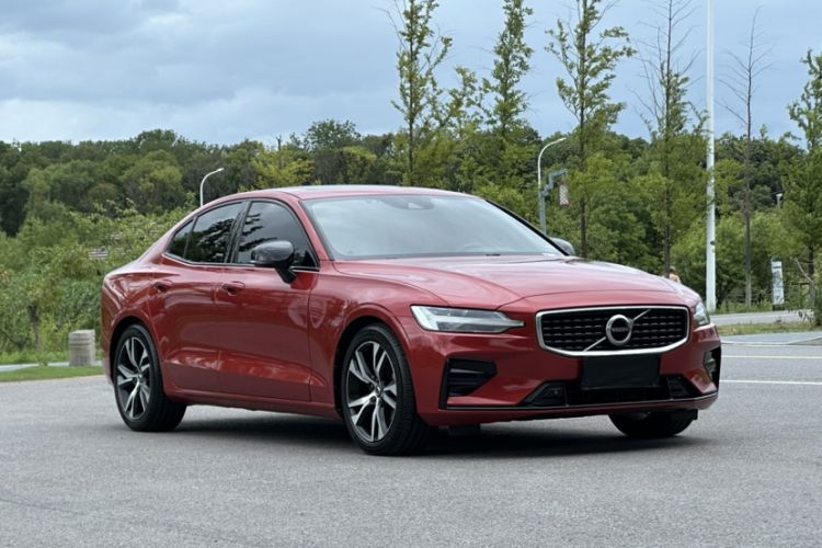 Used Volvo S60 2020 T4 Zhiyuan Sport Edition Exterior 3