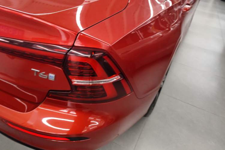 Used Volvo S60 2020 T4 Zhiyuan Sport Edition Exterior 6