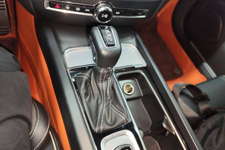 Used Volvo S60 2020 T4 Zhiyuan Sport Edition Gear Lever