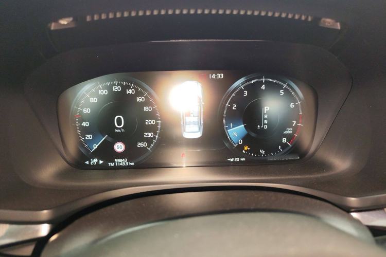 Used Volvo S60 2020 T4 Zhiyuan Sport Edition Instrument Cluster