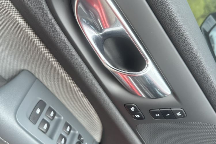 Used Volvo S60 2020 T4 Zhiyuan Sport Edition Interior 2
