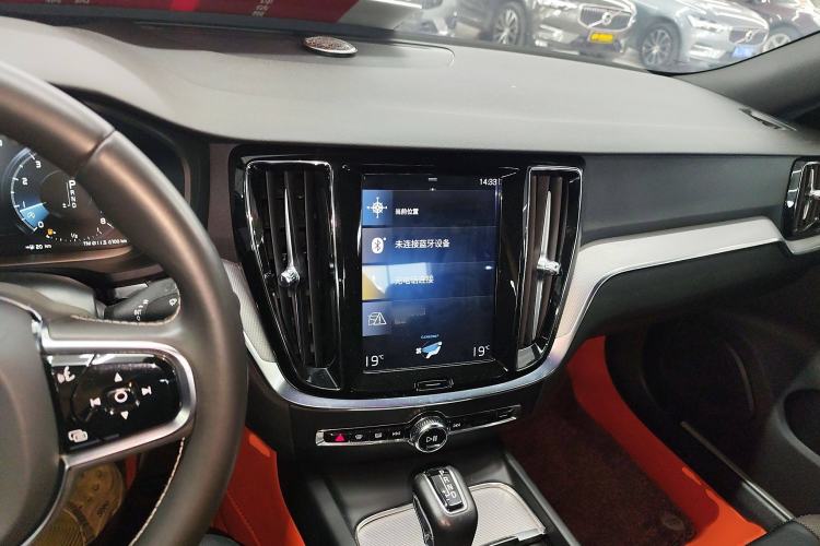 Used Volvo S60 2020 T4 Zhiyuan Sport Edition Interior 2
