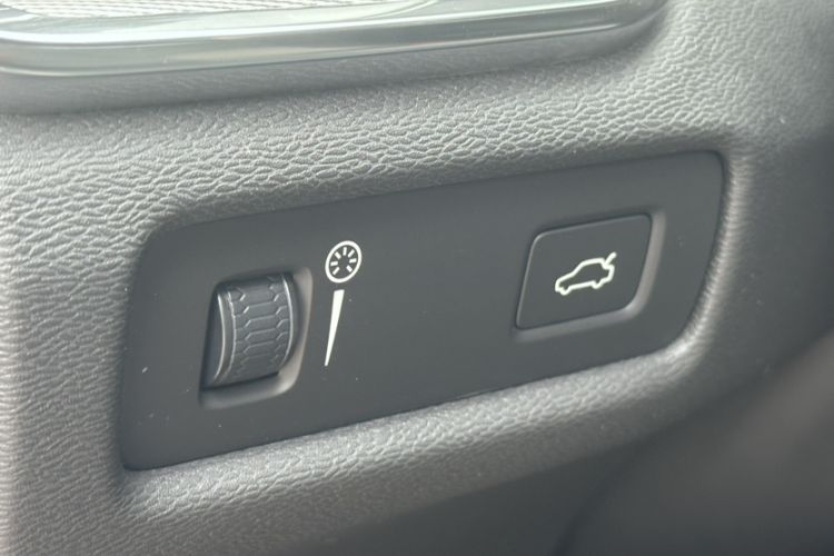 Used Volvo S60 2020 T4 Zhiyuan Sport Edition Interior 7