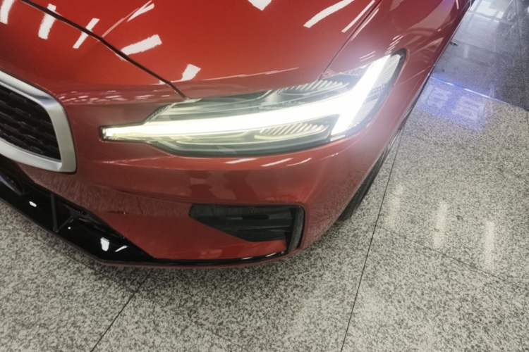 Used Volvo S60 2020 T4 Zhiyuan Sport Edition Left Front Headlight