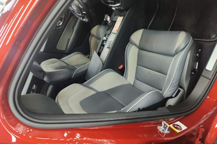 Used Volvo S60 2020 T4 Zhiyuan Sport Edition Right Front Seat