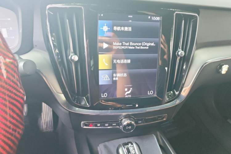 Used Volvo S60 2020 T4 Zhiyi Luxury Edition Audio And AC Panel