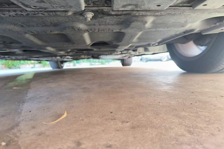 Used Volvo S60 2020 T4 Zhiyuan Sport Edition Chassis Front Left