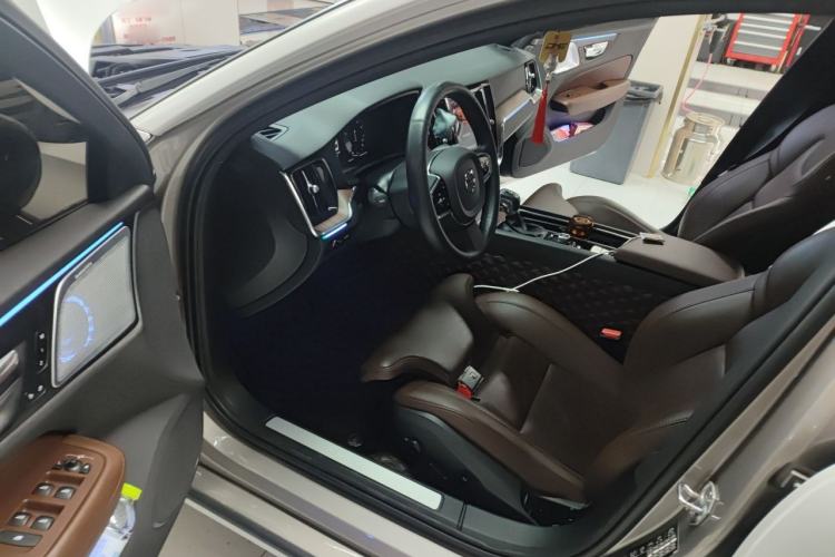 Used Volvo S60 2020 T4 Zhiyuan Luxury Edition Driver Seat