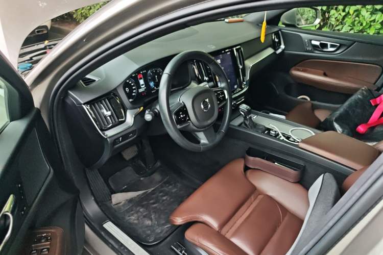 Used Volvo S60 2020 T4 Zhiyuan Luxury Edition Driver Seat
