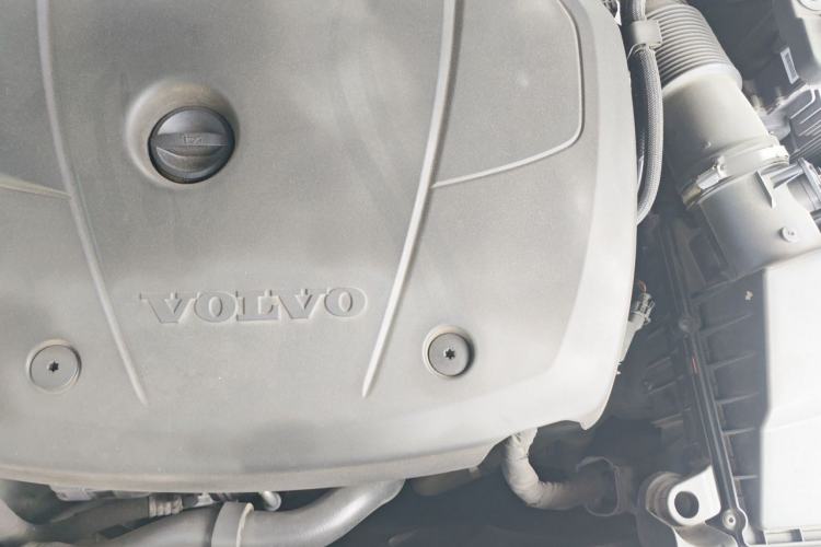 Used Volvo S60 2020 T4 Zhiyi Luxury Edition Engine Bay