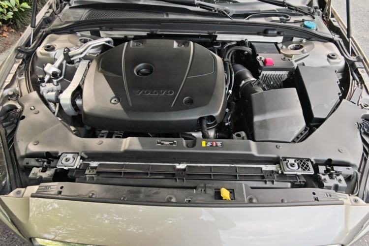 Used Volvo S60 2020 T4 Zhiyuan Luxury Edition Engine Bay
