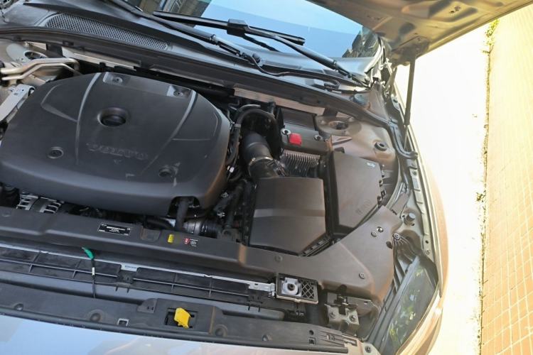 Used Volvo S60 2020 T4 Zhiyuan Sport Edition Engine Bay Left