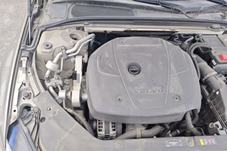 Used Volvo S60 2020 T4 Zhiyi Luxury Edition Engine Bay Right