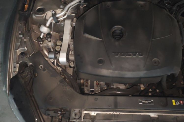 Used Volvo S60 2020 T4 Zhiyi Luxury Edition Engine Bay Right