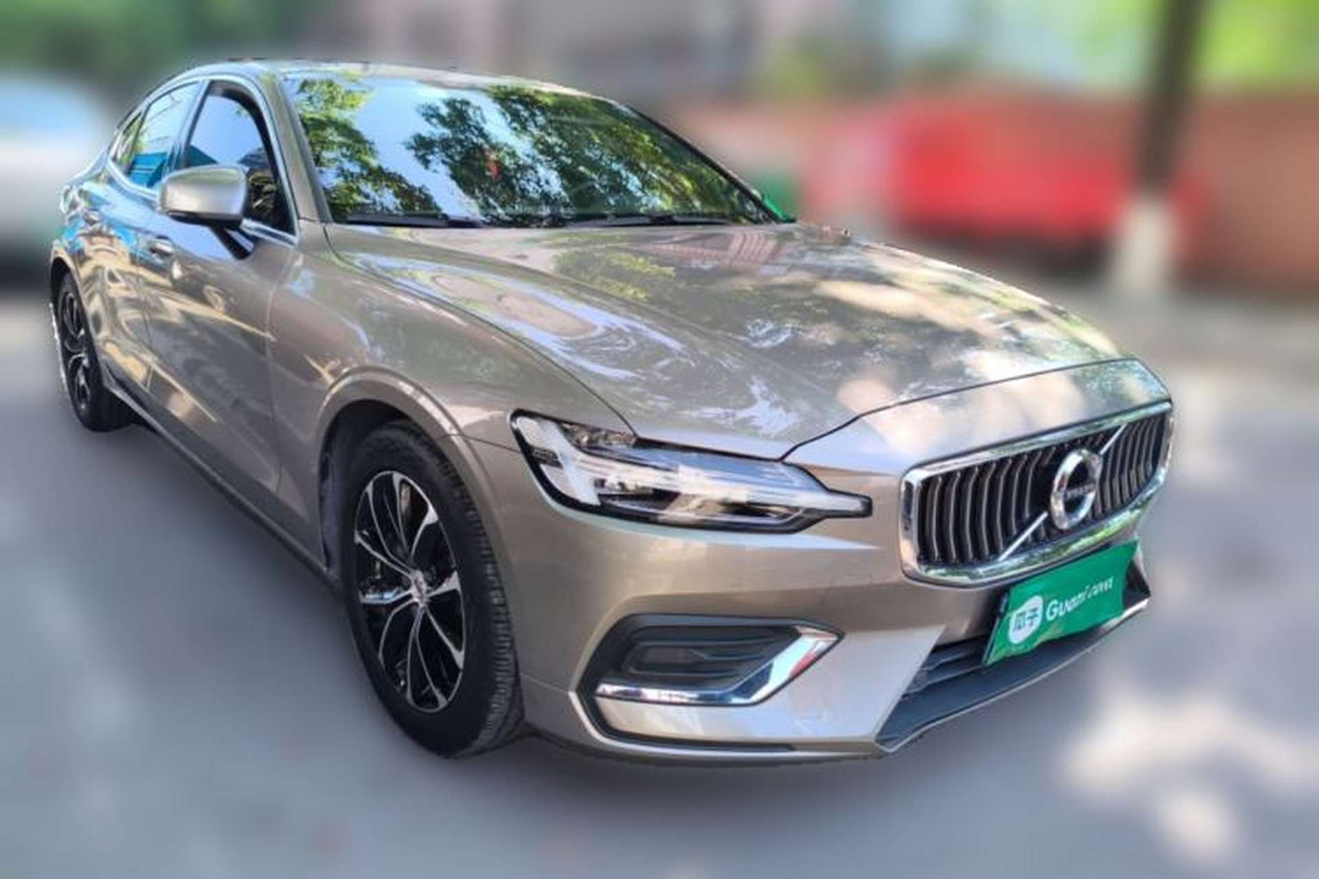 Used Volvo S60 2020 T4 Zhiyi Luxury Edition Front Right 45 Deg