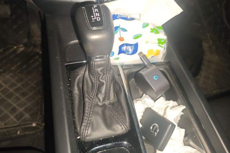 Used Volvo S60 2020 T4 Zhiyi Luxury Edition Gear Lever