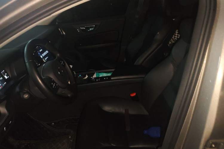 Used Volvo S60 2020 T4 Zhiyi Luxury Edition Left Front Seat