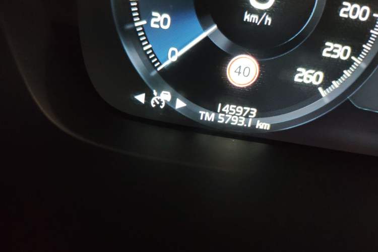 Used Volvo S60 2020 T4 Zhiyuan Luxury Edition Odometer Close Up