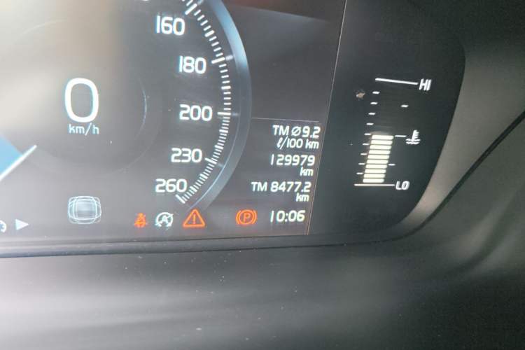Used Volvo S60 2020 T4 Zhiyi Luxury Edition Odometer Close Up