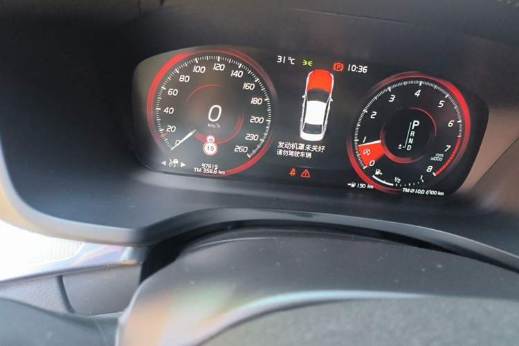 Used Volvo S60 2020 T4 Zhiyuan Sport Edition Odometer Close Up