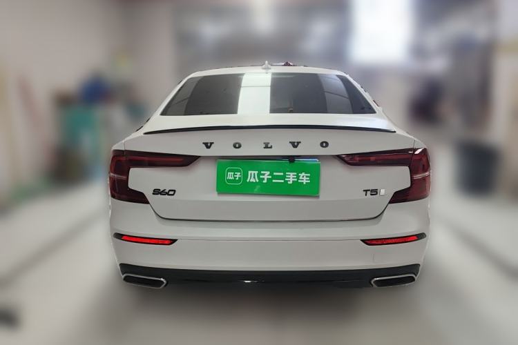 Used Volvo S60 2020 T4 Zhiyuan Luxury Edition Rear