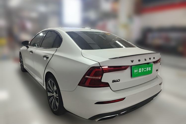 Used Volvo S60 2020 T4 Zhiyuan Luxury Edition Rear Left 45 Deg