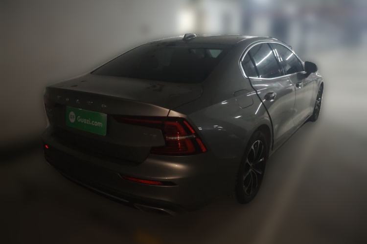 Used Volvo S60 2020 T4 Zhiyi Luxury Edition Rear Right 45 Deg