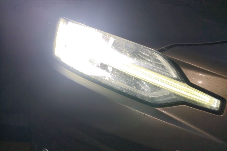 Used Volvo S60 2020 T4 Zhiyuan Luxury Edition Right Front Headlight