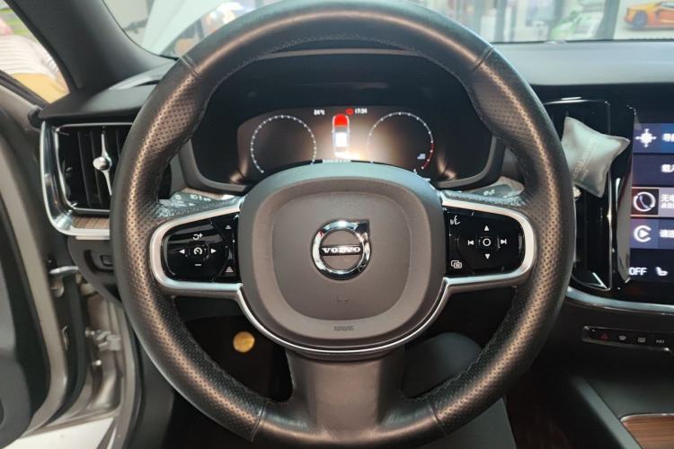 Used Volvo S60 2020 T4 Zhiyuan Luxury Edition Steering Wheel