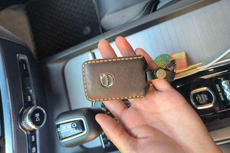 Used Volvo S60 2020 T4 Zhiyuan Sport Edition Vehicle Key