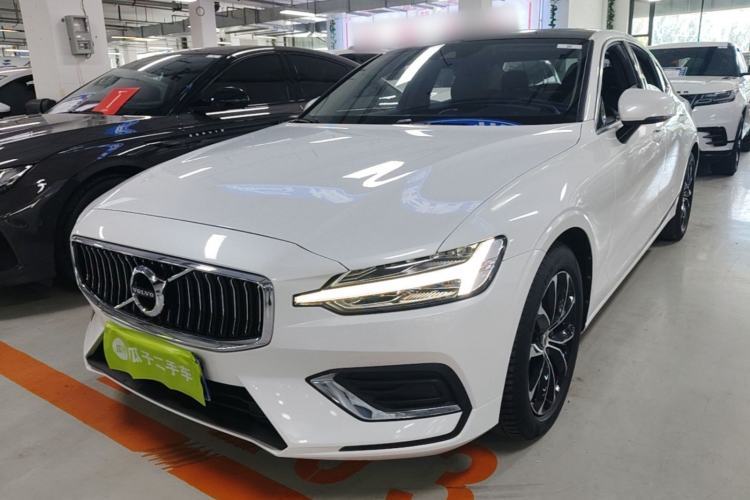 Used Volvo S60 2020 T4 Zhiyi Luxury Edition Guazi used car, China used car export, Used car for sale, Used  cars, Cheapest cars for sale