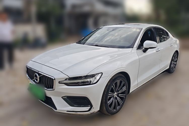 Used Volvo S60 2020 T4 Zhiyuan Luxury Edition Guazi used car, China used car export, Used car for sale, Used  cars, Cheapest cars for sale