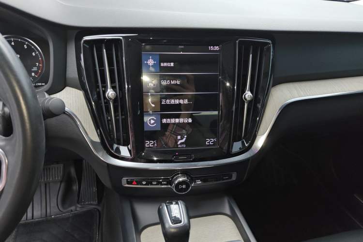 Used Volvo S60 2020 T4 Zhiyuan Luxury Edition Audio And AC Panel