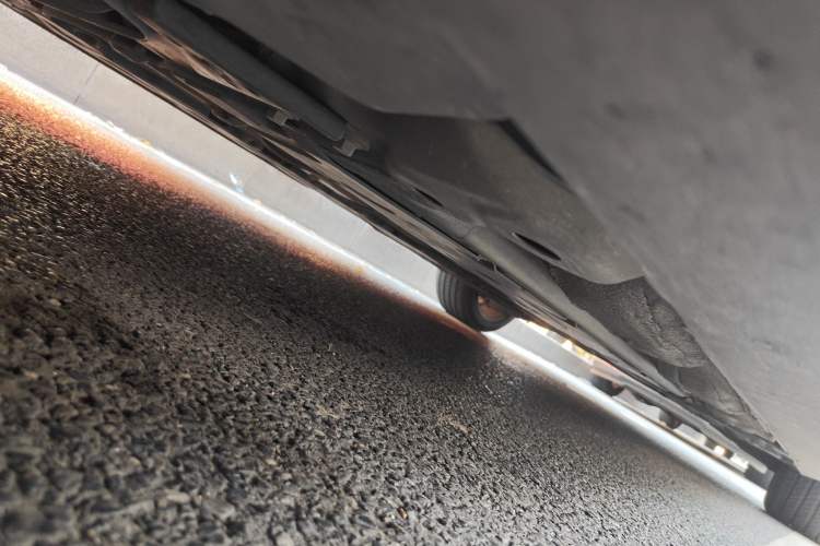 Used Volvo S60 2020 T4 Zhiyi Luxury Edition Chassis Front Left