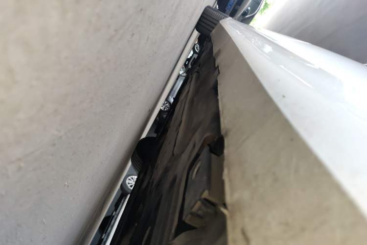 Used Volvo S60 2020 T4 Zhiyi Luxury Edition Chassis Rear Left