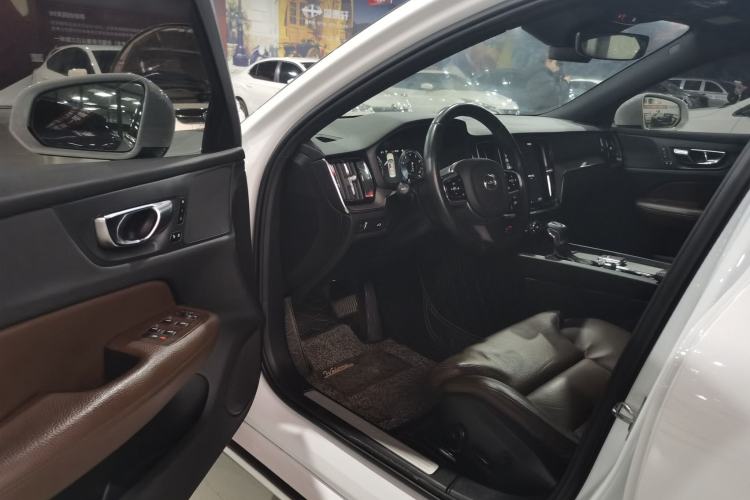 Used Volvo S60 2020 T4 Zhiyuan Luxury Edition Driver Seat