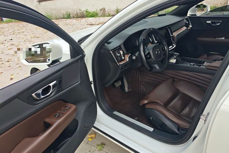 Used Volvo S60 2020 T4 Zhiyuan Luxury Edition Driver Seat