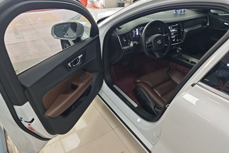 Used Volvo S60 2020 T4 Zhiyuan Luxury Edition Driver Seat