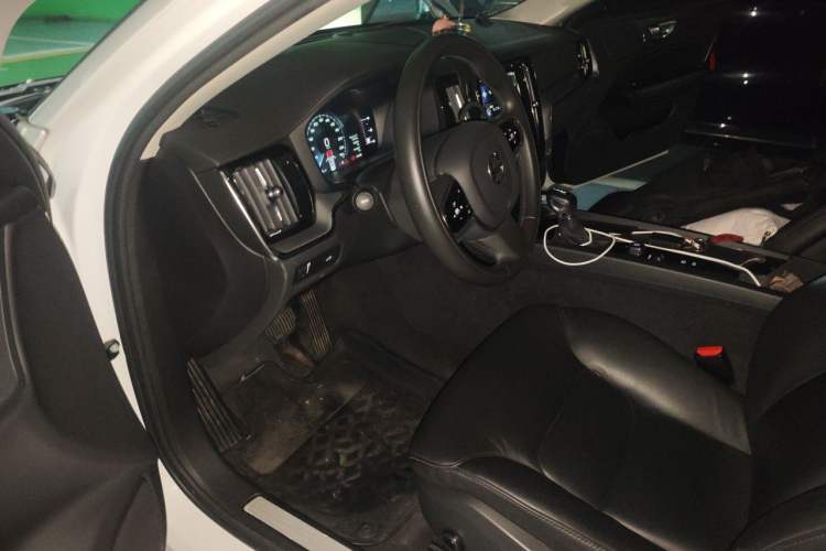 Used Volvo S60 2020 T4 Zhiyi Luxury Edition Driver Seat