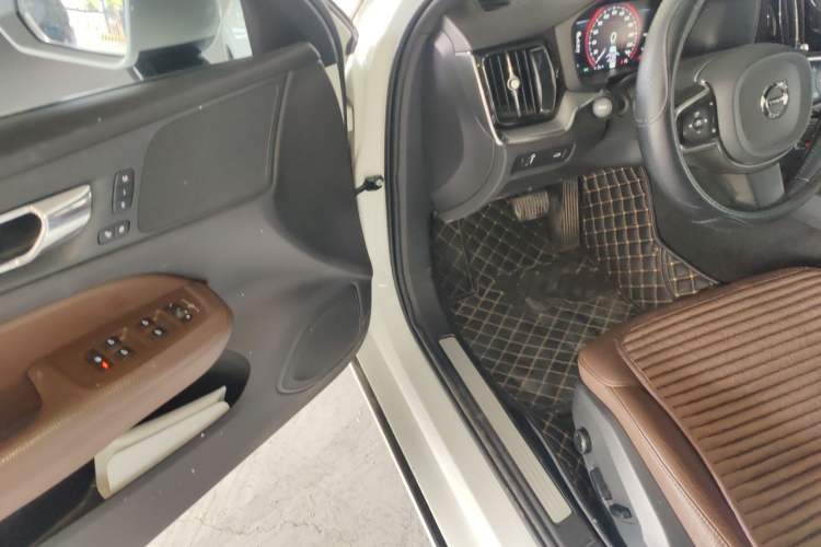 Used Volvo S60 2020 T4 Zhiyi Luxury Edition Driver Seat