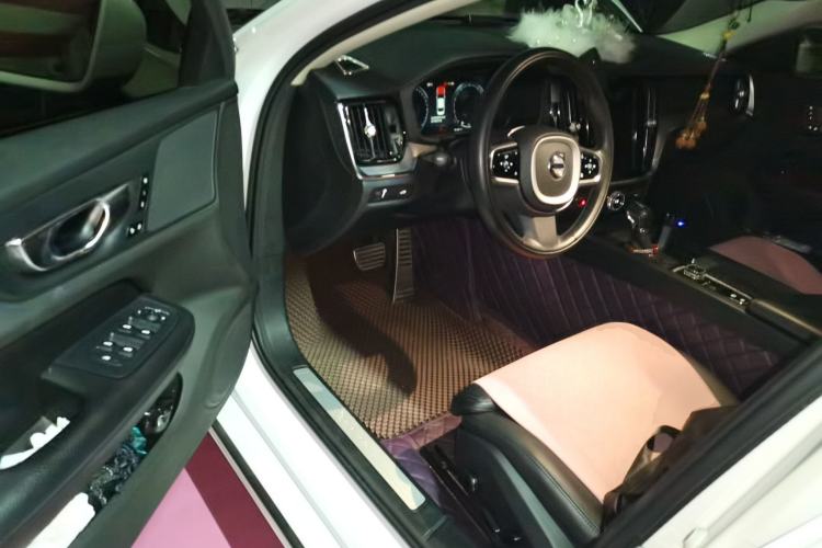 Used Volvo S60 2020 T4 Zhiyuan Luxury Edition Driver Seat