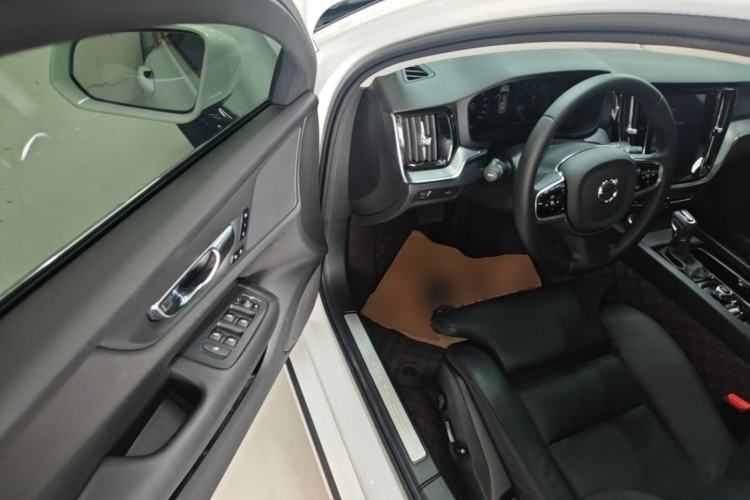 Used Volvo S60 2020 T4 Zhiyuan Luxury Edition Driver Seat